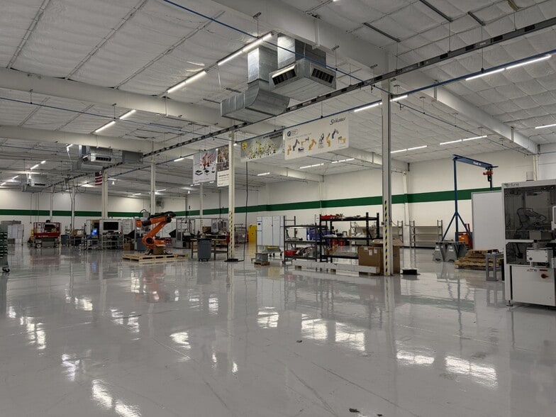 More Photos Of 1931 Perimeter Rd, Greenville Warehouse For Sale