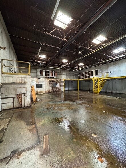 More Photos Of 1945 E 28th St, Lorain Warehouse For Sale
