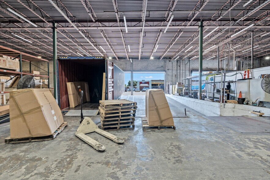 More Photos Of 3353 NW 74th Ave, Miami Industrial For Sale