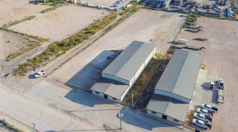 More Photos Of 1509 S County Road 1309, Midland Warehouse For Lease