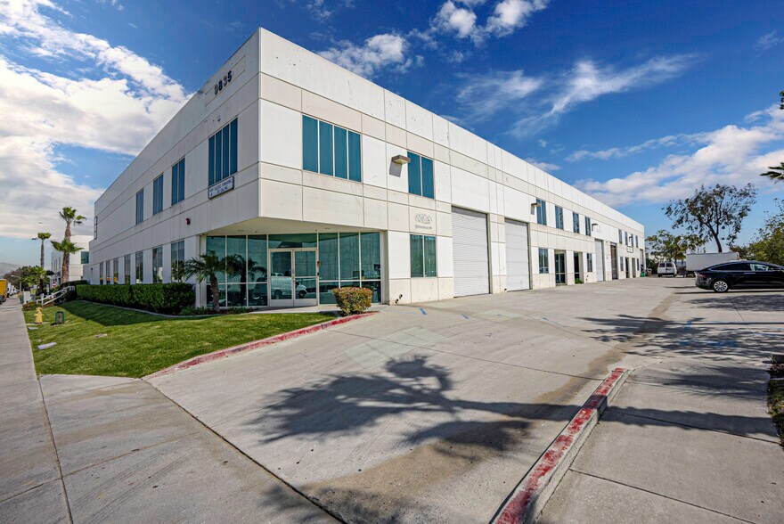 Primary Photo Of 9835 Marconi Dr, San Diego Manufacturing For Lease