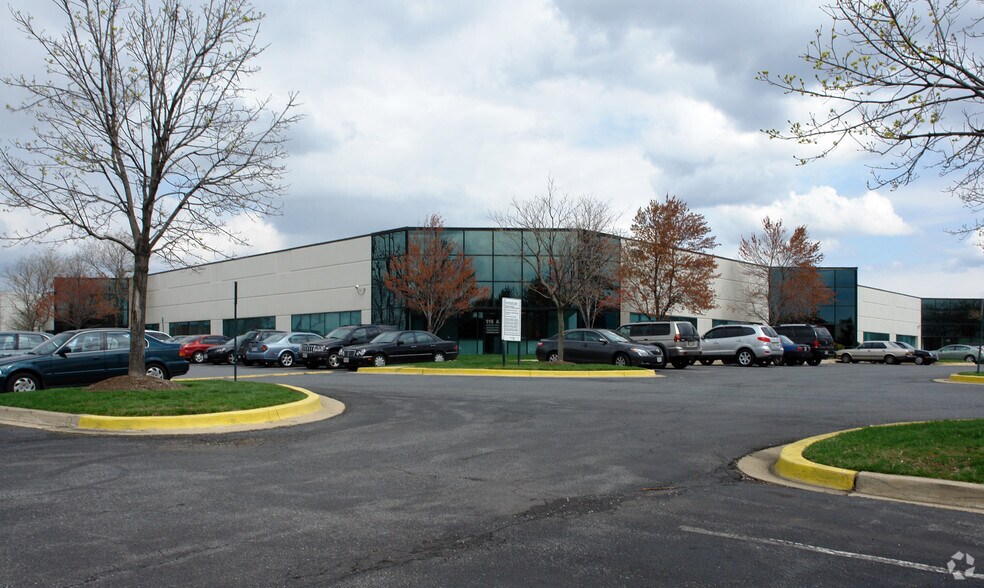 More Photos Of 1100 Mercantile Ln, Largo Office For Lease
