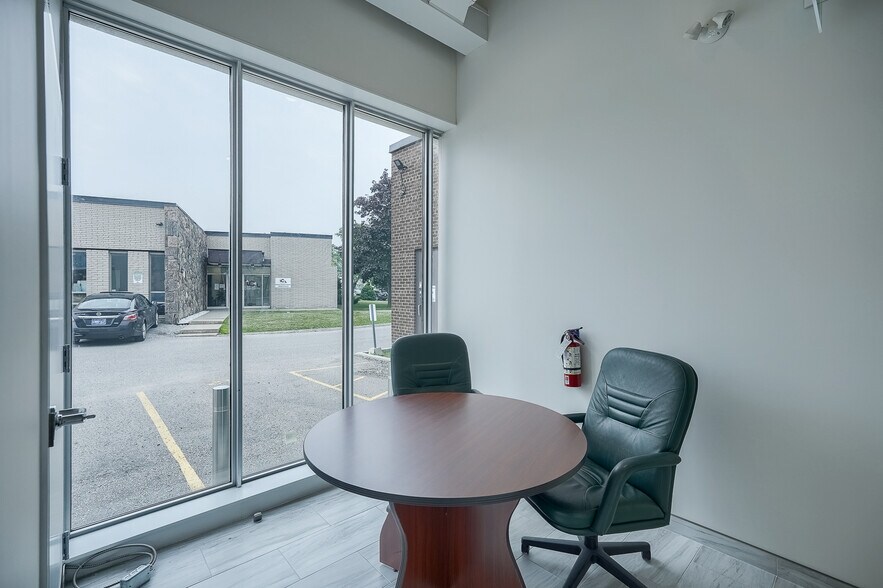 More Photos Of 60-74 Gervais Dr, Toronto Warehouse For Lease