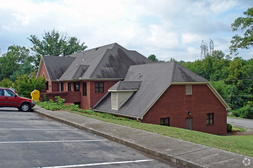 More Photos Of 8880 Cedar Springs Ln, Knoxville Office For Lease