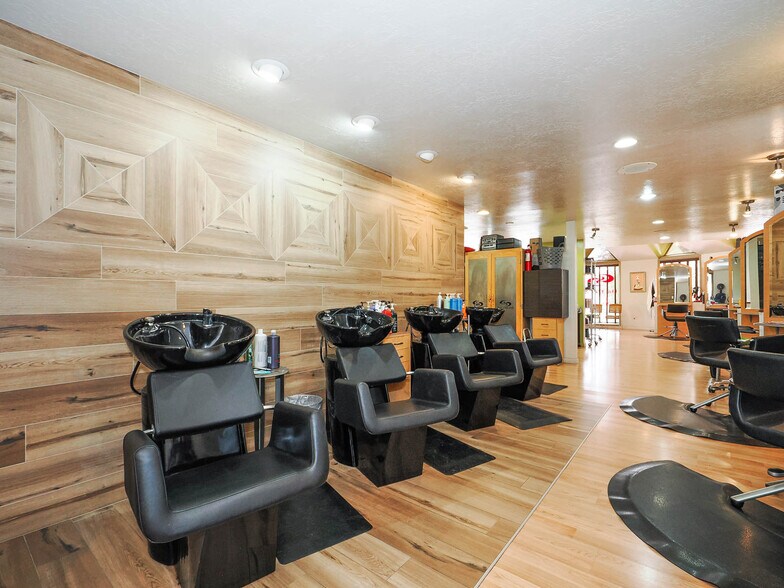 More Photos Of 1565 E 3900 S, Salt Lake City Office For Sale