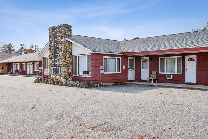 Primary Photo Of 1132 S Main St, Bryant Pond Hotel For Sale