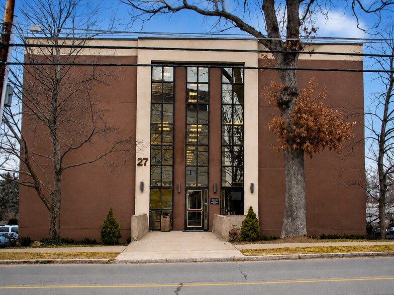 Primary Photo Of 27 Hospital Ave, Danbury Medical For Lease