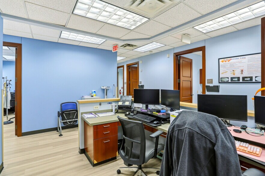 More Photos Of 137 Palo Alto Rd, San Antonio Healthcare For Sale