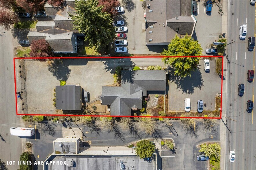 More Photos Of 6915 Evergreen Way, Everett Freestanding For Sale