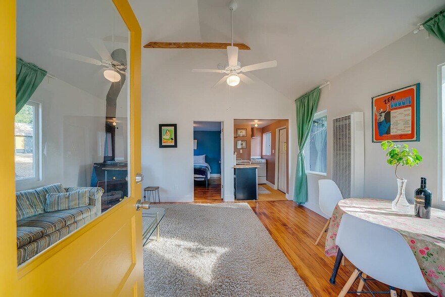 More Photos Of 25807 State Highway 189, Twin Peaks Hotel For Sale