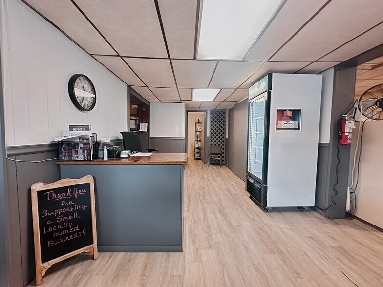 More Photos Of 16 Legion St, Republic Freestanding For Sale