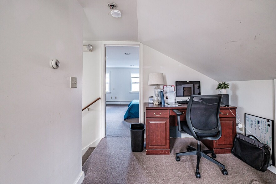 More Photos Of 150 US ROUTE 1, Freeport Fast Food For Sale