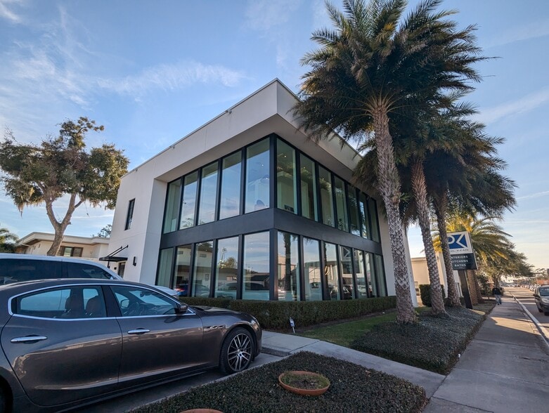 Primary Photo Of , Winter Park General Retail For Sale