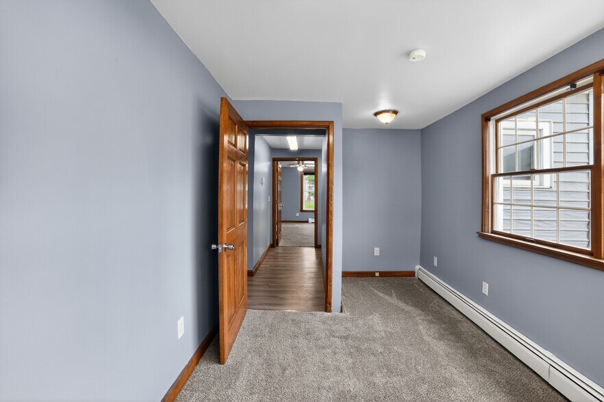 More Photos Of 464 Main St, New Milford Storefront Retail Office For Sale