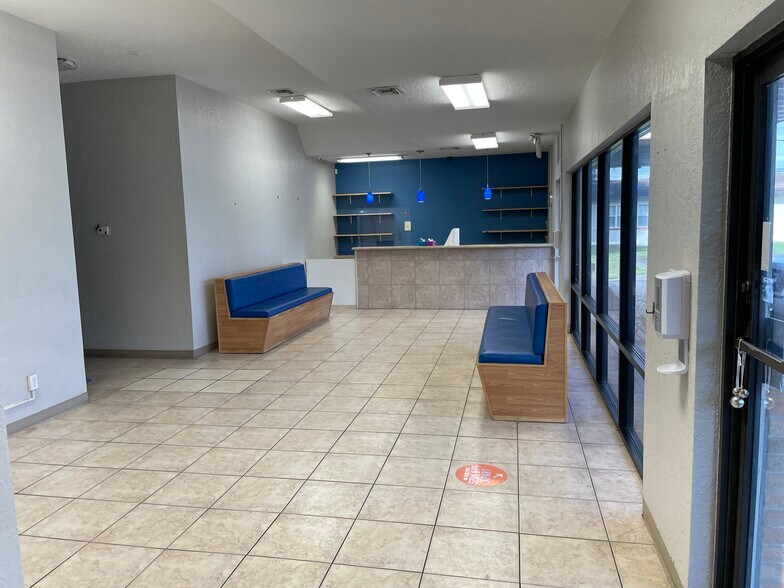 More Photos Of 1701 E Airport Blvd, Sanford Medical For Lease