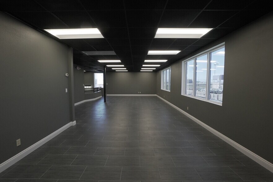 More Photos Of 3375 Aldebaran Ave, Las Vegas Warehouse For Sale