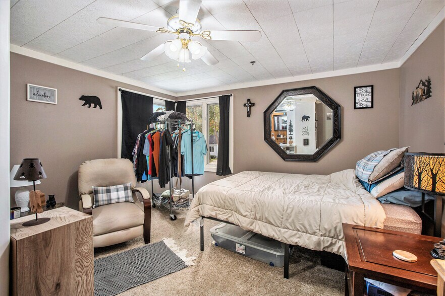 More Photos Of 525 W Mitchell St, Petoskey Office For Sale