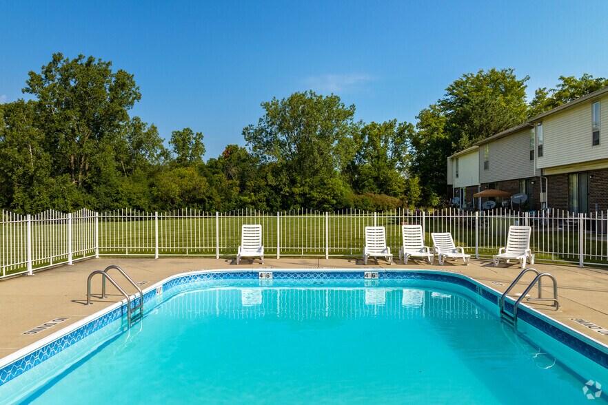 More Photos Of 5238 Dunn Hill Dr, Grand Blanc Apartments For Sale