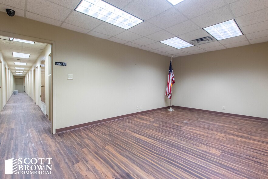 More Photos Of 5305 Buford Jett Ln, Mesquite Warehouse For Lease