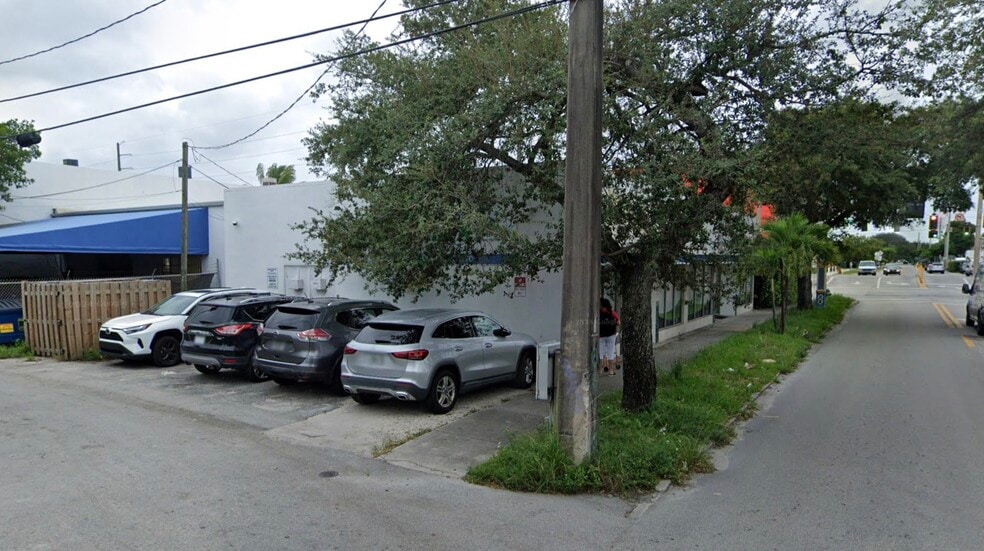 More Photos Of 2040 Washington St, Hollywood Medical For Lease