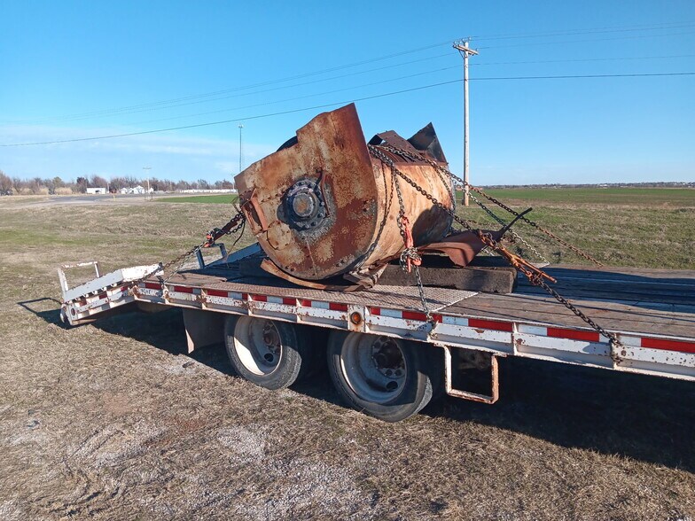 More Photos Of 725 County Street, Tuttle Auto Salvage Facility For Sale