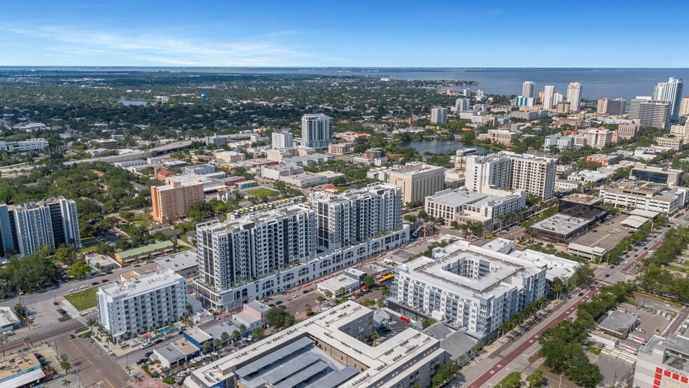 More Photos Of 1000 1st Ave N, Saint Petersburg Apartments For Lease