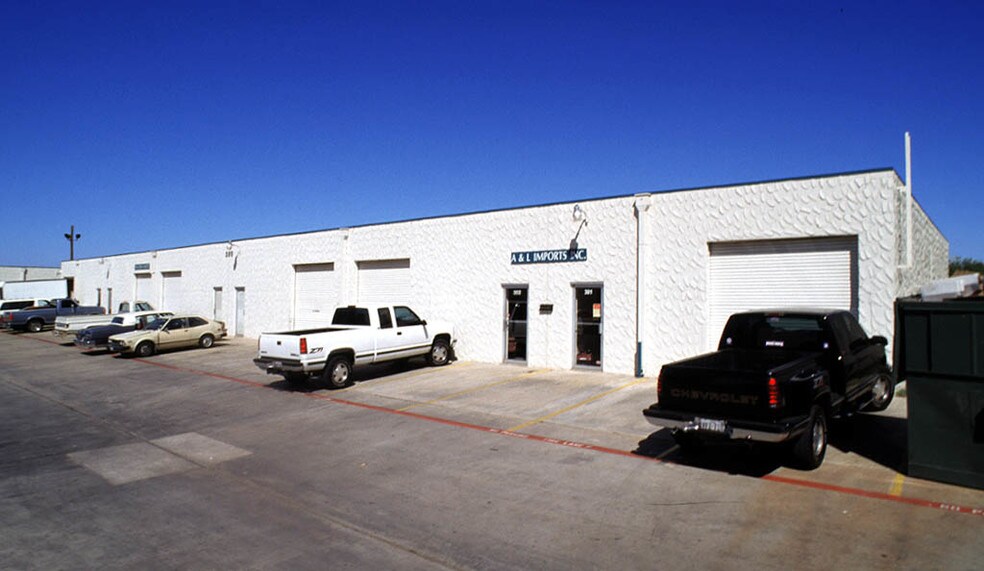 More Photos Of 410-420 Lillard Rd, Arlington Flex For Lease