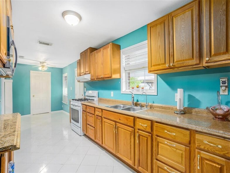 More Photos Of 13117 Player St, Houston Land For Sale