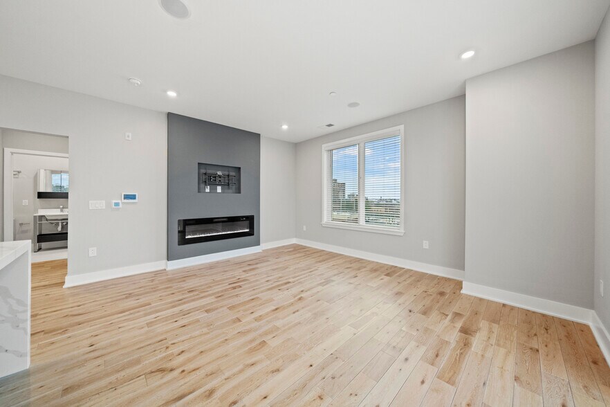 More Photos Of 1000-1038 W Girard Ave, Philadelphia Apartments For Lease
