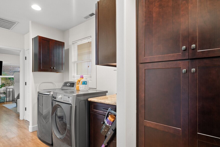 More Photos Of 420 Capitola Road Ext, Santa Cruz Apartments For Sale