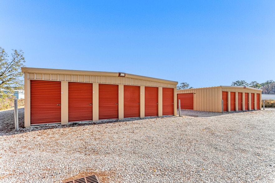 More Photos Of 74 Cornerstone Ln, Brunswick Self Storage For Sale