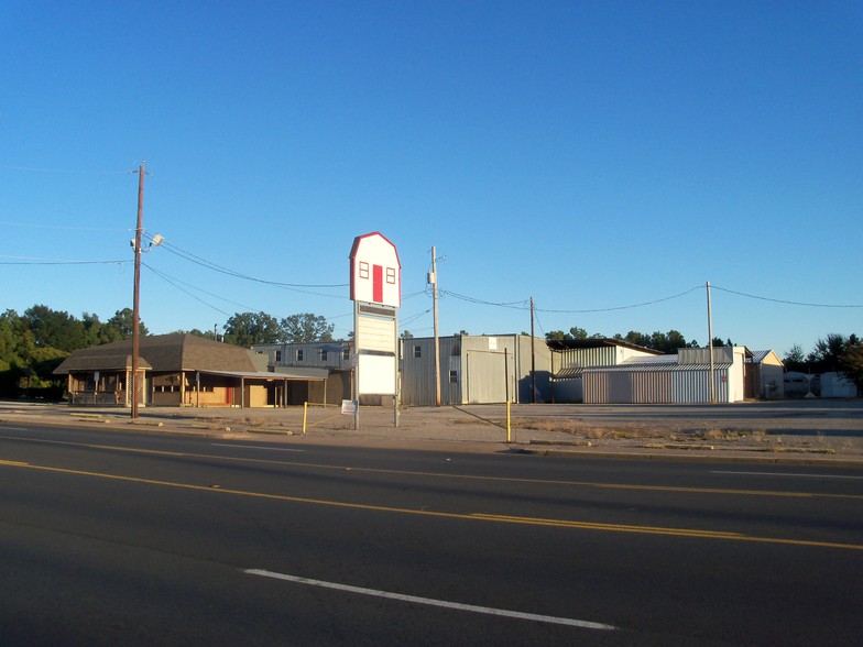 Primary Photo Of 1510 E Marshall Ave, Longview Flex For Sale