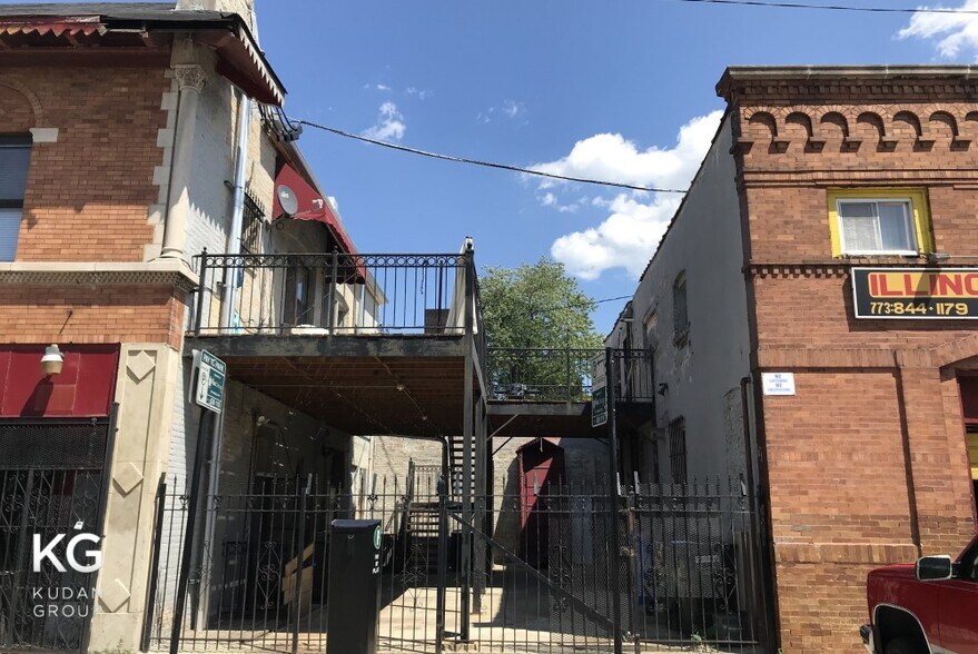 More Photos Of 3433-3435 W Fullerton Ave, Chicago General Retail For Sale