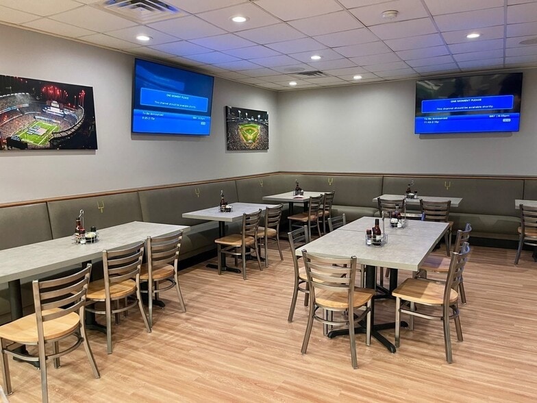 More Photos Of 218 Coggeshall St, New Bedford Storefront Retail Residential For Sale