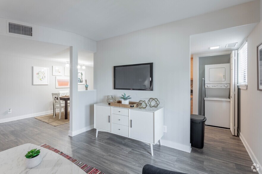 More Photos Of 6701 Carnation St, Richmond Apartments For Sale