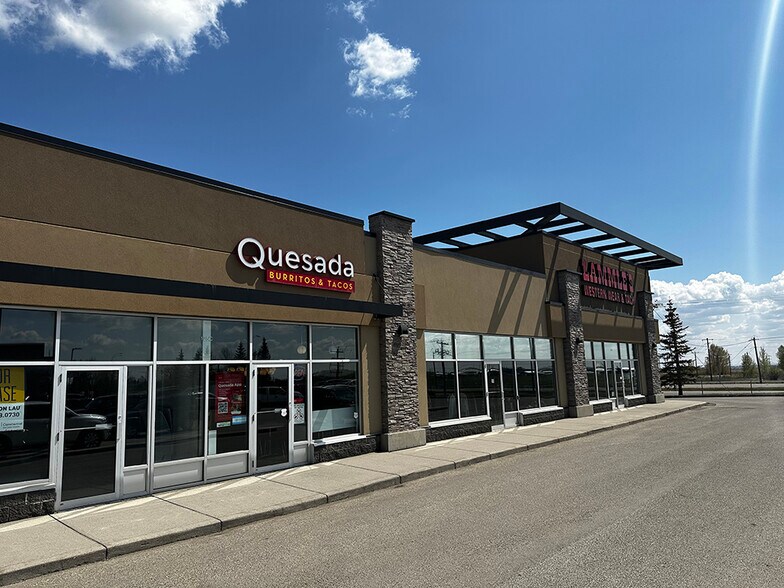 More Photos Of 100 Ranch Market, Strathmore Unknown For Lease