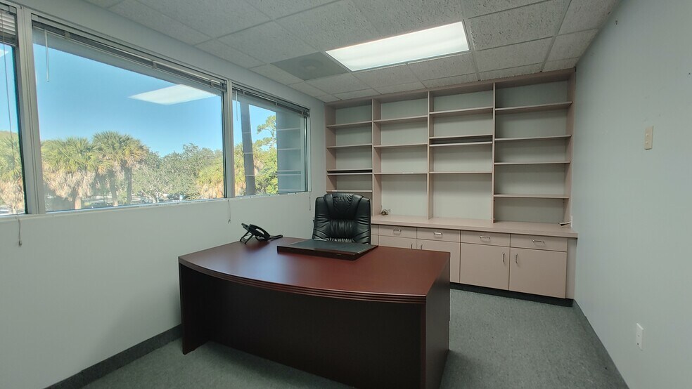 More Photos Of 7421 N University Dr, Tamarac Medical For Sale