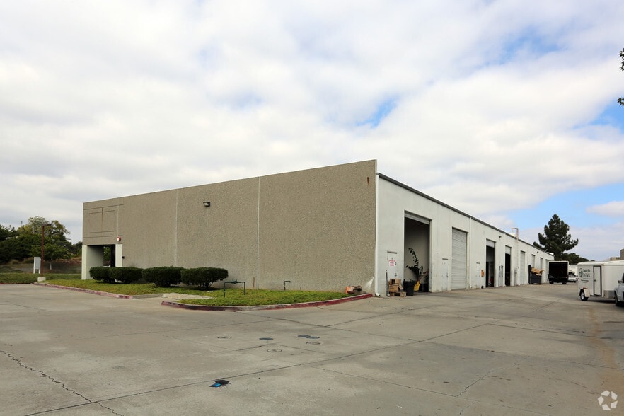 More Photos Of 1334 N Melrose Dr, Vista Unknown For Lease