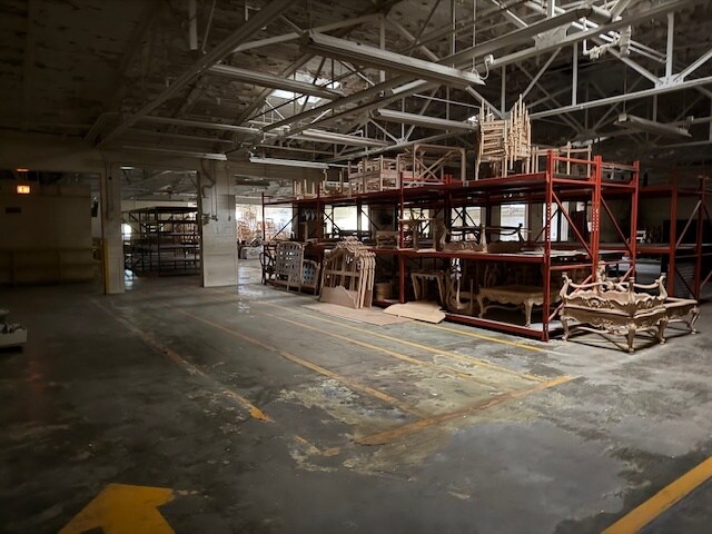 More Photos Of 486 S Center St, Taylorsville Warehouse For Sale