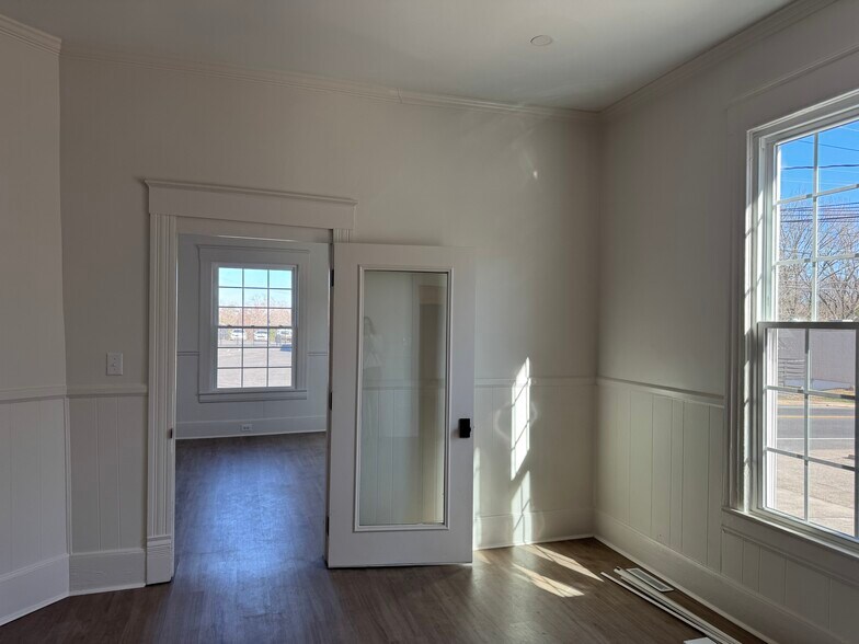 More Photos Of 159 Church St Ne, Concord Office Residential For Lease