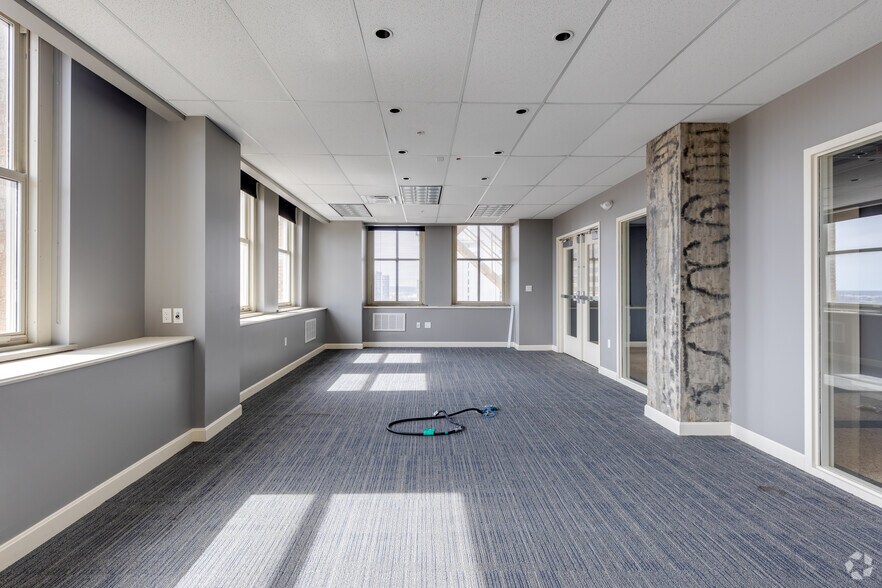 More Photos Of 624 S Boston Ave, Tulsa Coworking Space