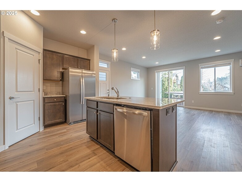 More Photos Of 4943 NE 2nd Ct, Vancouver Multifamily For Sale