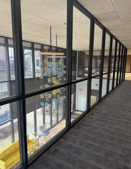 More Photos Of 223 E Spring St, New Albany Bank For Lease