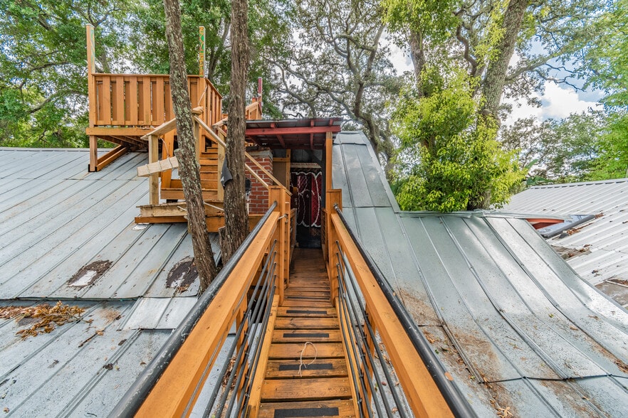 More Photos Of 3109 N Ola Ave, Tampa Hospitality For Sale