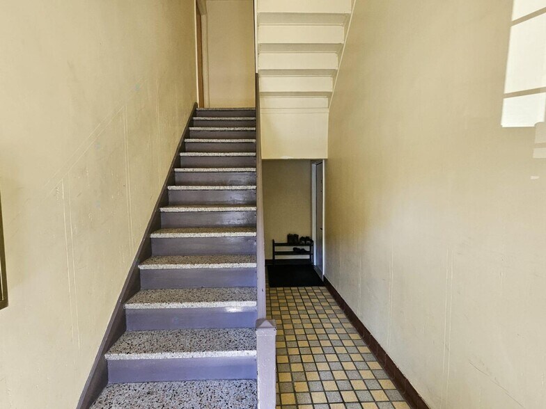More Photos Of 6545 Av 38E, Montréal Apartments For Sale