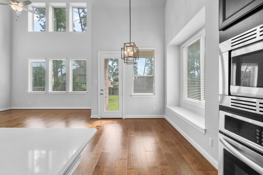 More Photos Of 135 Teralyn Grove Loop, Willis Specialty For Sale