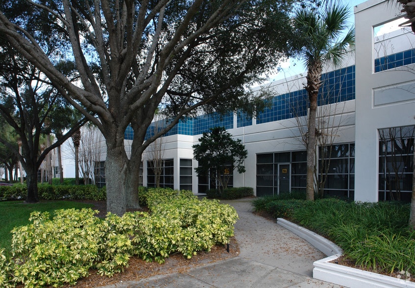 More Photos Of 9500 S Satellite Blvd, Orlando Unknown For Lease