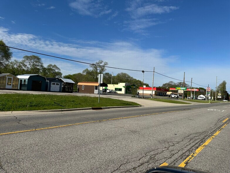 More Photos Of 1661 W Lake St, Warsaw Land For Sale