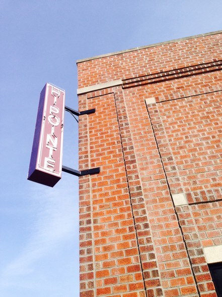 More Photos Of 1002 Hi Pointe Pl, Saint Louis Office For Sale