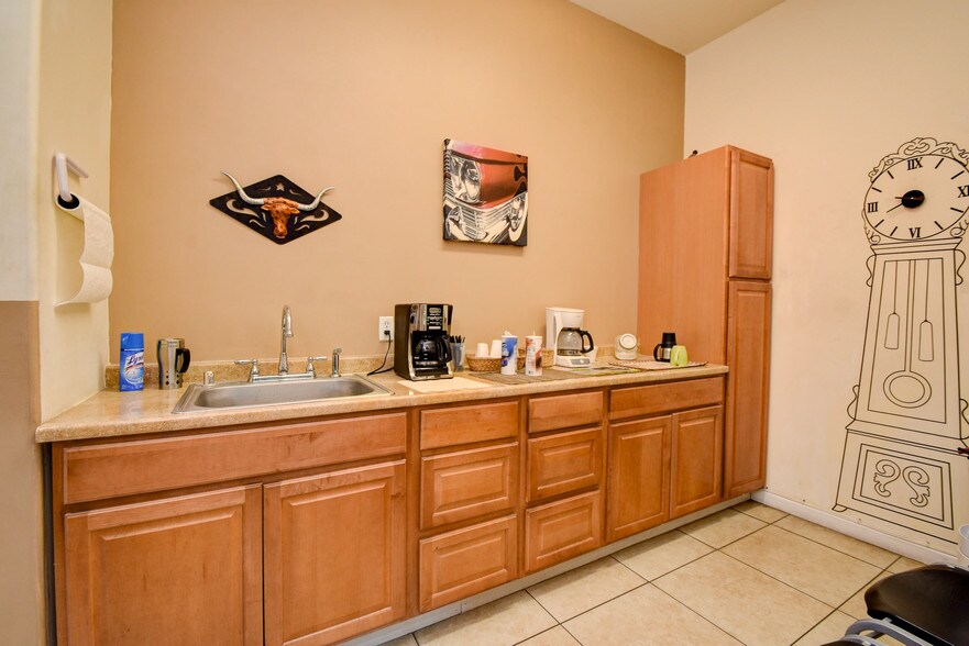 More Photos Of 1141 Us-90-Alt Hwy, Richmond Auto Repair For Sale